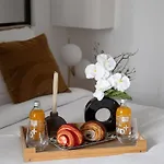 Apartment Cozy Eiffel Tower